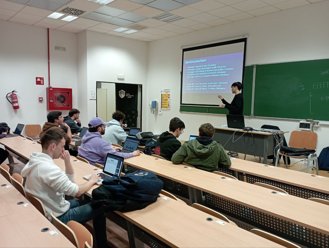 Fundación de Caliphal Hounds