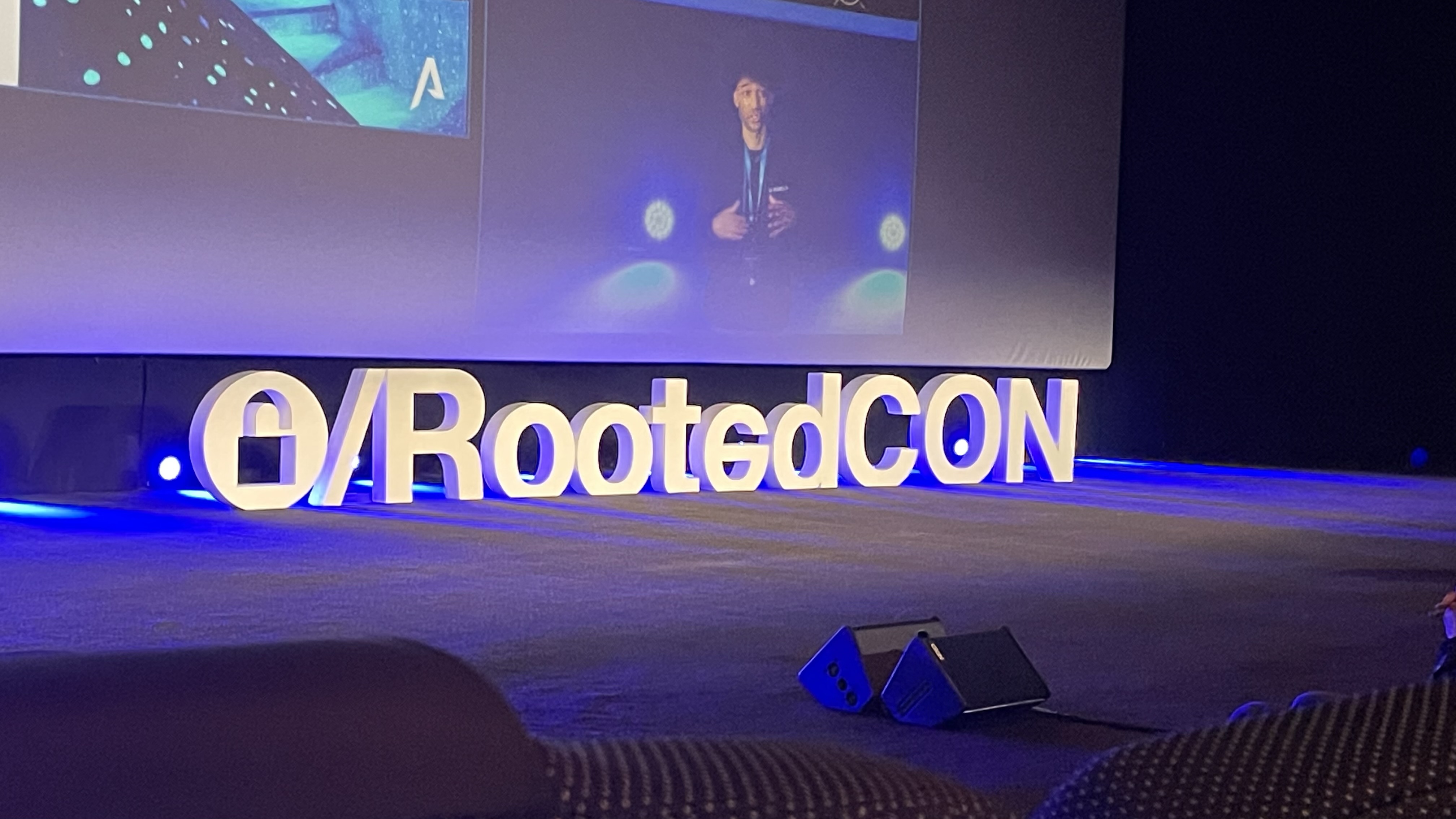 Participación en RootedCON